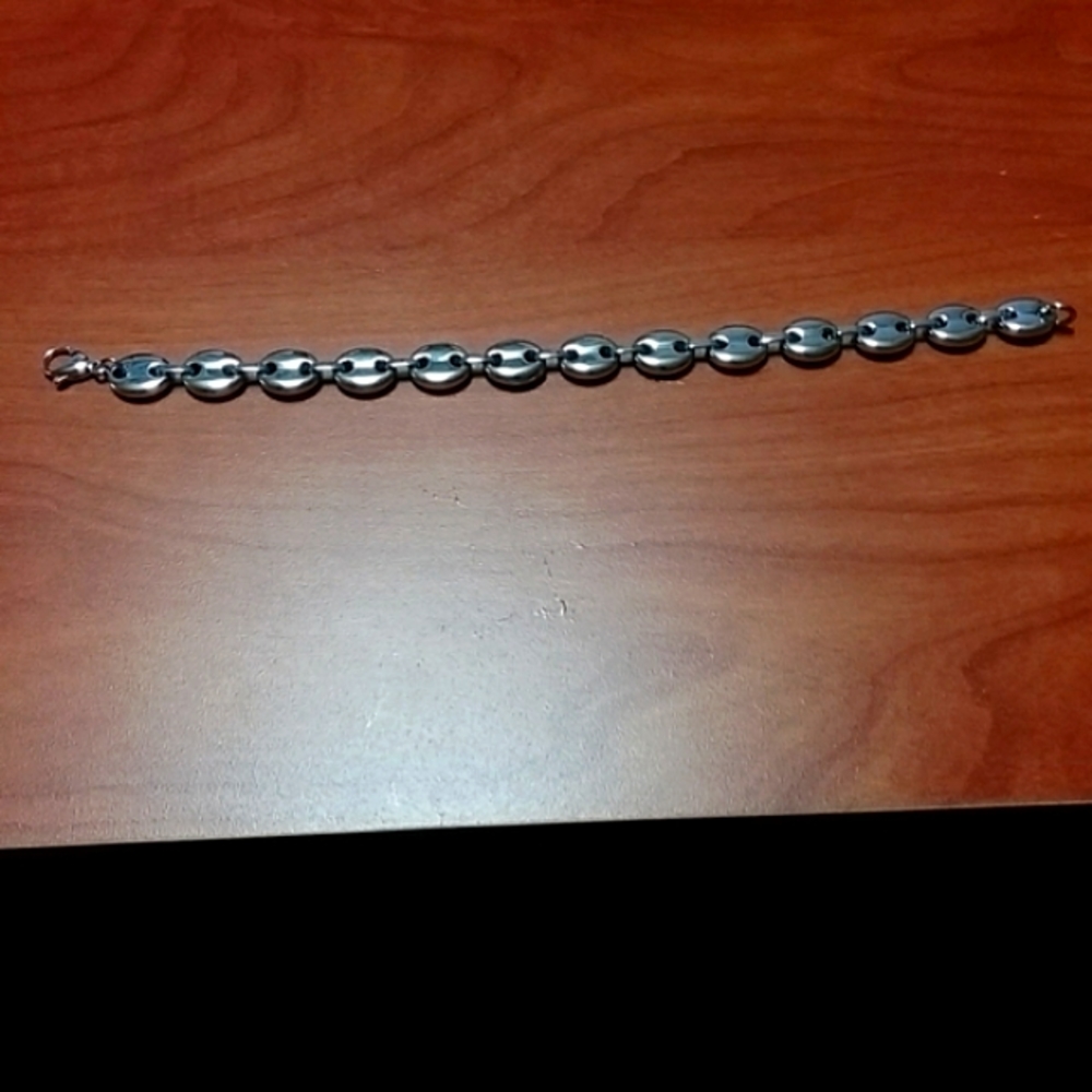 STAINLESS STEEL BRACELET